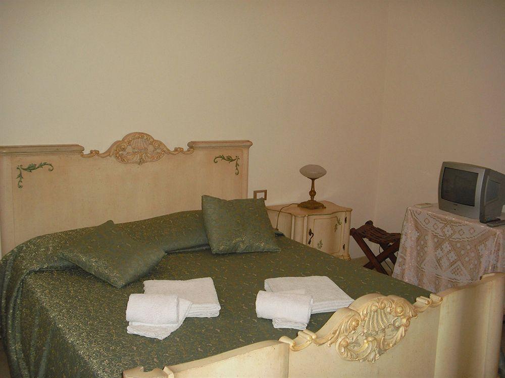 Almaran B&B Trapani Port & City Eksteriør billede