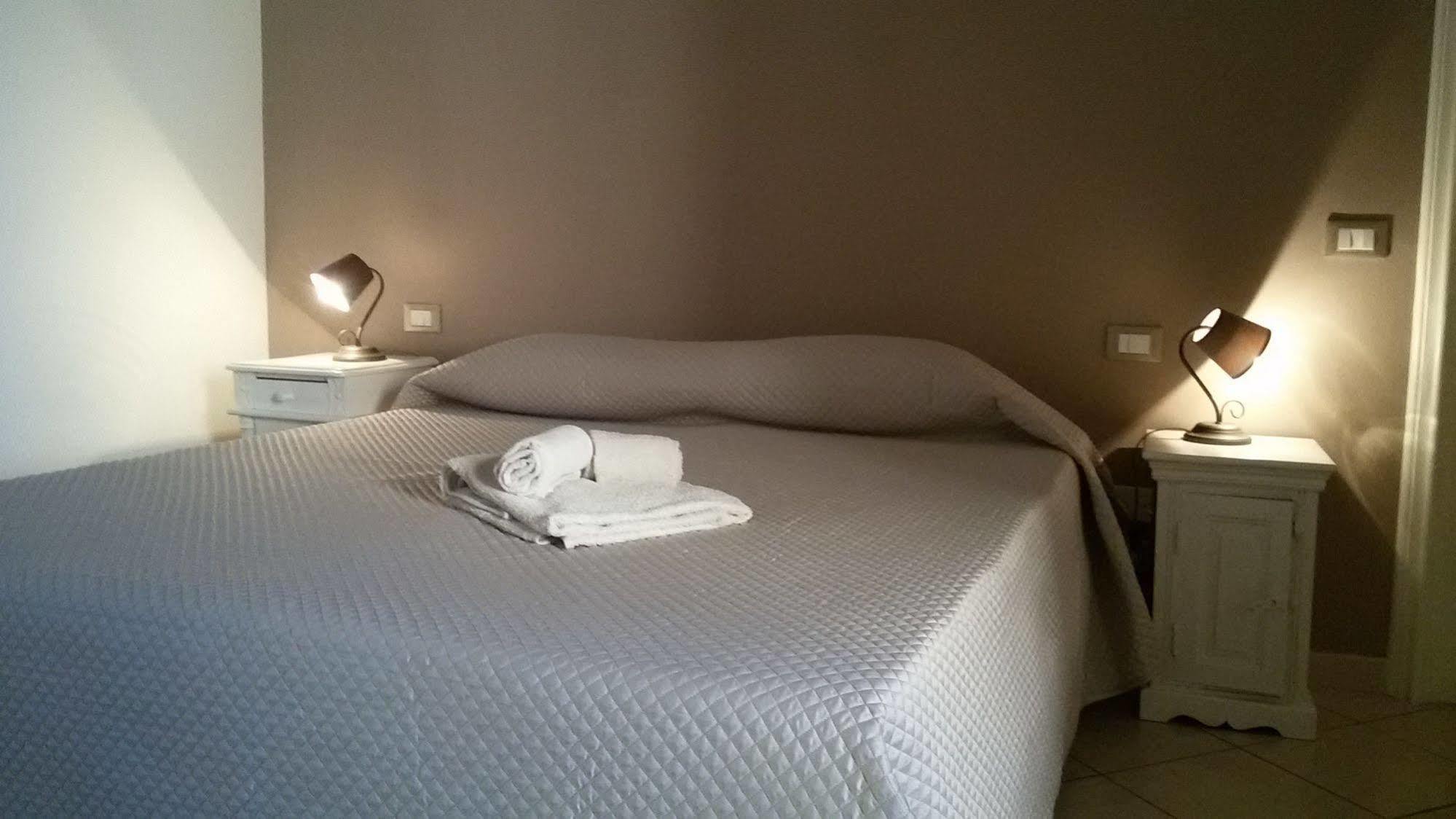 Almaran B&B Trapani Port & City Eksteriør billede